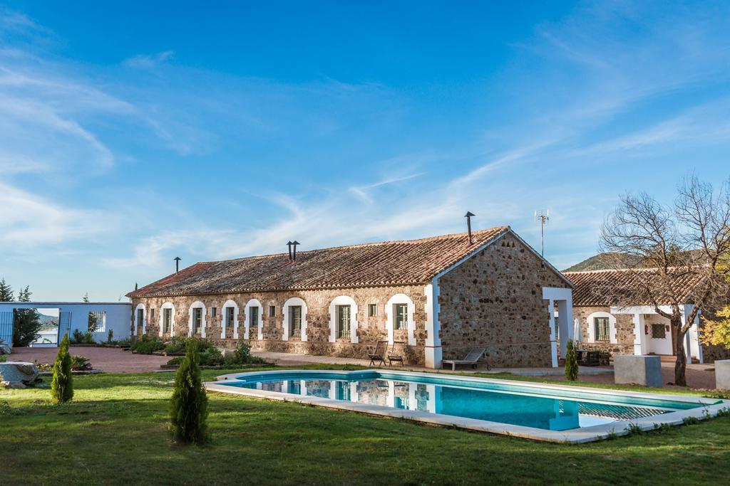 Balneario Aguas De Villaharta ภายนอก รูปภาพ